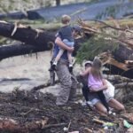 Las inundaciones en Texas dejan al menos 27 muertos, entre ellos nueve niños, y decenas de desaparecidos