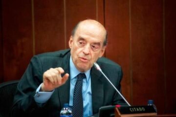 Fiscalía abrió indagación preliminar contra Álvaro Leyva