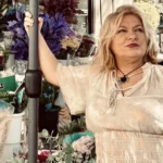 Corazones vivos, el esperado debut literario de Lola Soriano que late con fuerza en Valencia