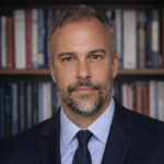 Pierre Pahlavi, analista de seguridad: «El objetivo estratégico de Irán no es la victoria absoluta, sino la supervivencia»