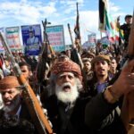 Los hutíes entran en la espiral de ataques contra Israel  y no descartan cerrar el Estrecho de Bab el Mandeb