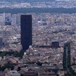 La «metamorfosis» de la torre más odiada de París