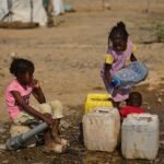 Cerca de cinco millones de menores sudaneses viven desplazados de sus hogares desde el inicio de la guerra en 2023