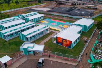 El Tarra: colegio-universidad de 8.380 millones sigue sin clases