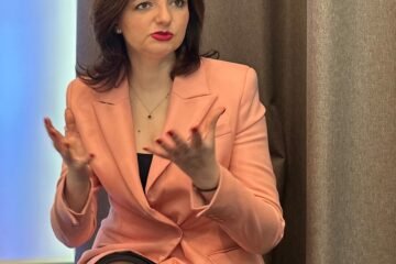 Mariana Betsa, viceministra de Asuntos Exteriores de Ucrania: «Llegará un momento en el que la OTAN necesitará más a Ucrania que Ucrania a la OTAN»