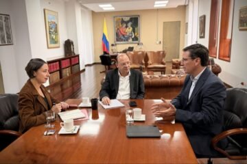 Reunión clave entre Fedecafeteros y el gobierno