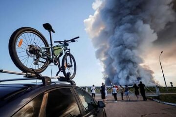 Un ataque con drones de Ucrania causa ocho muertos y más de 60 heridos en dos centros logísticos en Rusia