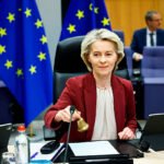 La UE acuerda el 21º paquete de sanciones a Rusia y extiende el tope al precio del petróleo para privar de ingresos a Putin