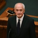 András Baka, un constitucionalista para presidir Hungría en la era post-Orban