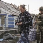 Drones rusos matan a una mujer y a su hijo de 9 años en su casa, tras un mes de julio que ha sido el más letal para los civiles desde la invasión de Ucrania