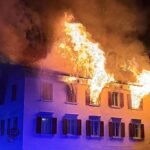 Al menos cinco desaparecidos y 19 heridos tras dos incendios en Suiza