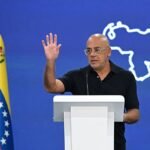 Venezuela investiga a un diputado opositor por proponer la dolarización del país