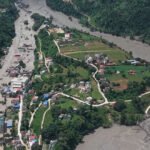 Nepal urge a la población a alejarse de las riberas por el colapso de otro lago en la zona afectada por la riada