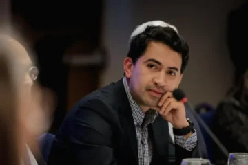 Buscan eliminar el impuesto saludable