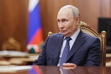 Los líderes de Finlandia y Noruega hablan por teléfono con Vladimir Putin