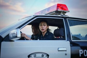 Hope: Una película de culto orgullosamente ratonera (***)