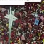 Miles de brasileños salen a las calles para celebrar la victoria de Lula da Silva tras una remontada inédita en las elecciones presidenciales.