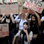 Las claves que explican la crisis de la educación en Francia y la violencia en las calles